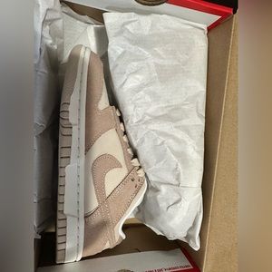 (NEW) Sanddrift Nike Dunks never used